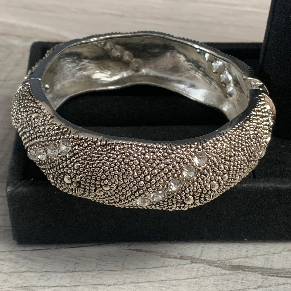 Silver Tone Textured Rhinestone Hinged Bangle Bracelet Chunky Stippled Sparkle